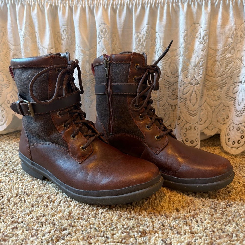 UGG Kesey Boots Womens 10 Brown Leather Shearling  Combat Buckle Biker 1005264